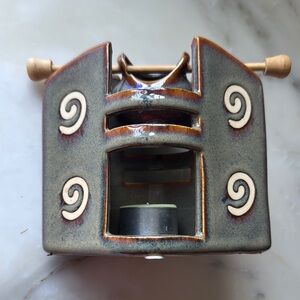 Artisan Ceramic Aromatherapy Diffuser